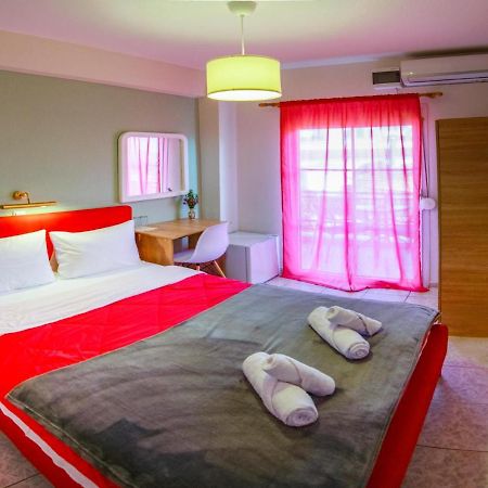 Hotel Astro بوليكاسترون المظهر الخارجي الصورة