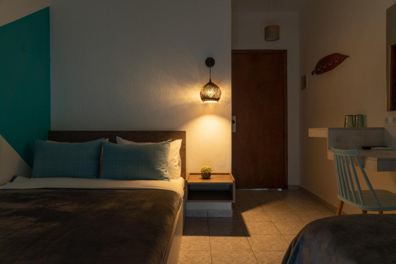 Hotel Astro بوليكاسترون المظهر الخارجي الصورة